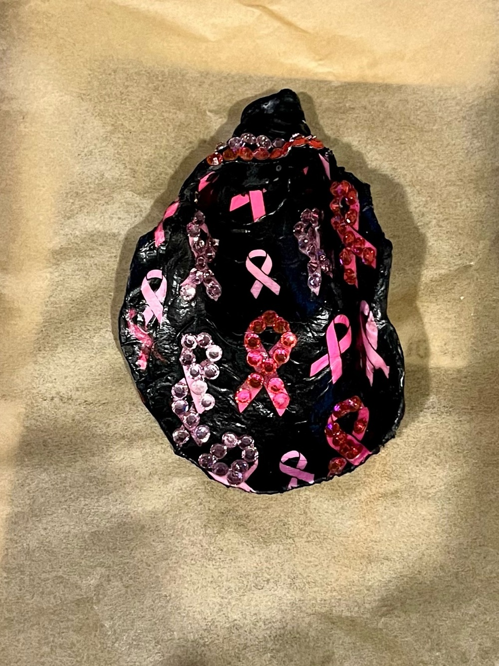 Decorative Black Shell with Pink Ribbon Embellishments Ring Holder